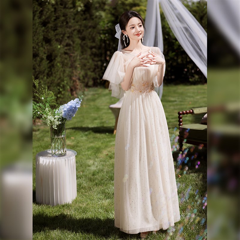 香槟色伴娘服女夏款2023新款高级小众大码胖mm姐妹演出服学生礼服