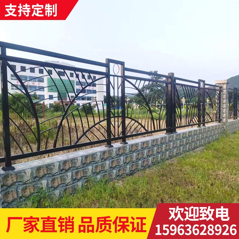 现货速发铁艺护栏热镀锌围栏室外围墙护栏小区庭院花园栅栏学校厂