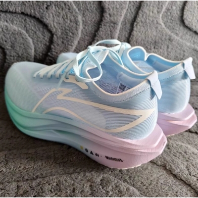 李宁青蓝计划 |飞电6e龙雀冬季加绒超轻碳板学生儿童体育田径比赛