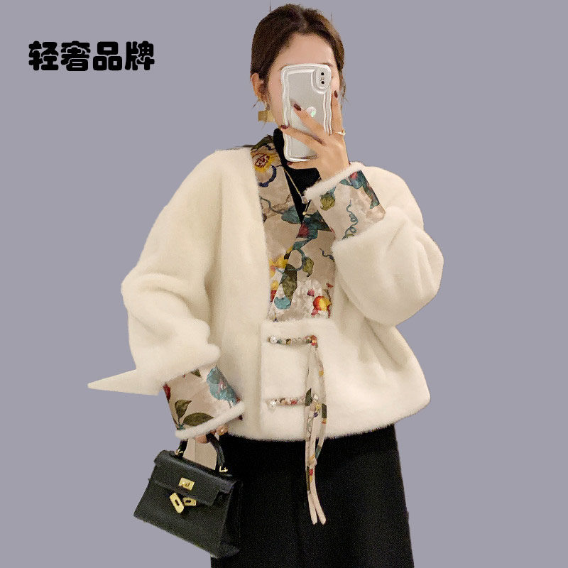 朗姿约定仿水貂绒皮毛一体外套女秋冬短款2026新款盘扣宽松棉服袄