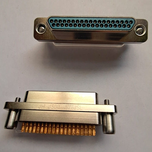 焊线用矩形连接器J30J-37TJS J30J-31TJS J30J-25TJS J30J-15TJS