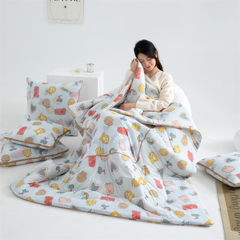 夏季凉感丝两用抱枕被二合一汽车靠垫办公室沙发午休折叠空调被子