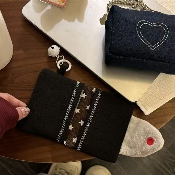 ins风可爱饭团卡包零钱包 钱卡一体便携小包包毛绒撞色证件收纳包,文具电教/文化用品/商务用品,笔袋,淘宝优惠券,粉丝福利购,淘宝优惠卷