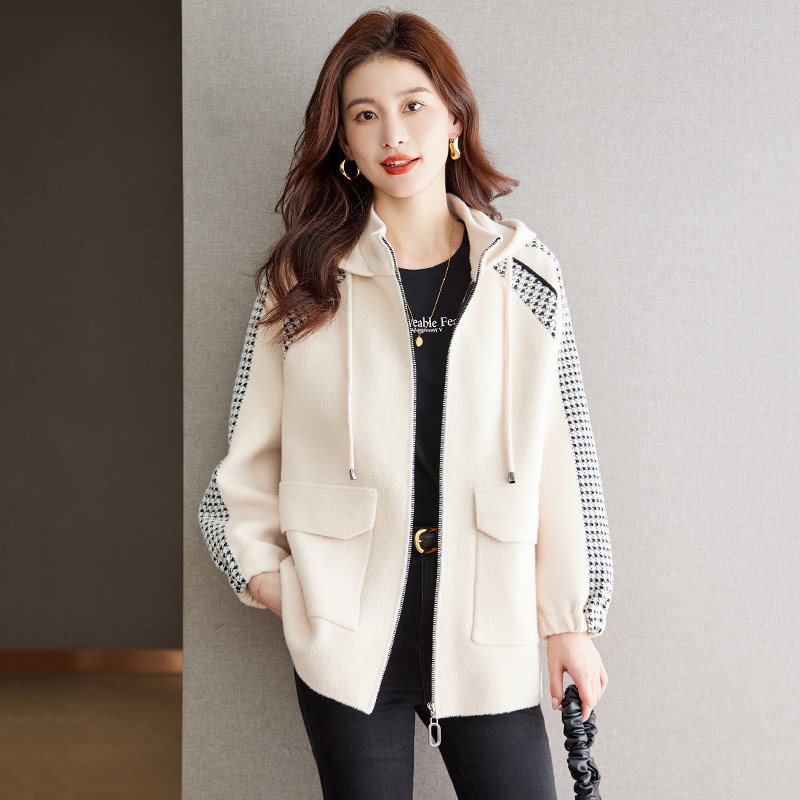 速发毛呢貂套士2024春新款装加厚连帽水开绒针织外衫宽松上衣