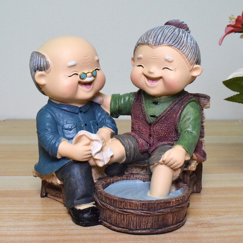 老头老太太摆件家j居装饰品小摆件创意情侣夫妻新婚结婚纪念日礼