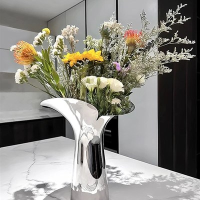 乔治杰生花瓶不锈钢轻奢欧式卧室家居插花餐Q桌客厅摆件乔迁礼物