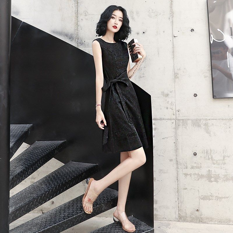 晚礼服女宴会气质黑色平时可穿轻奢小众高端高级感主持人连衣裙