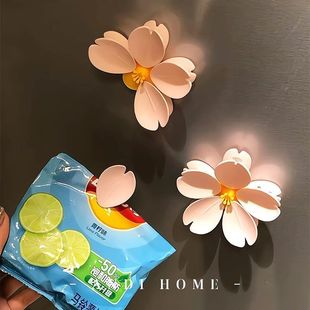 樱花封口夹家用创意高颜值磁吸贴可爱零食密封夹厨房食物封口神器
