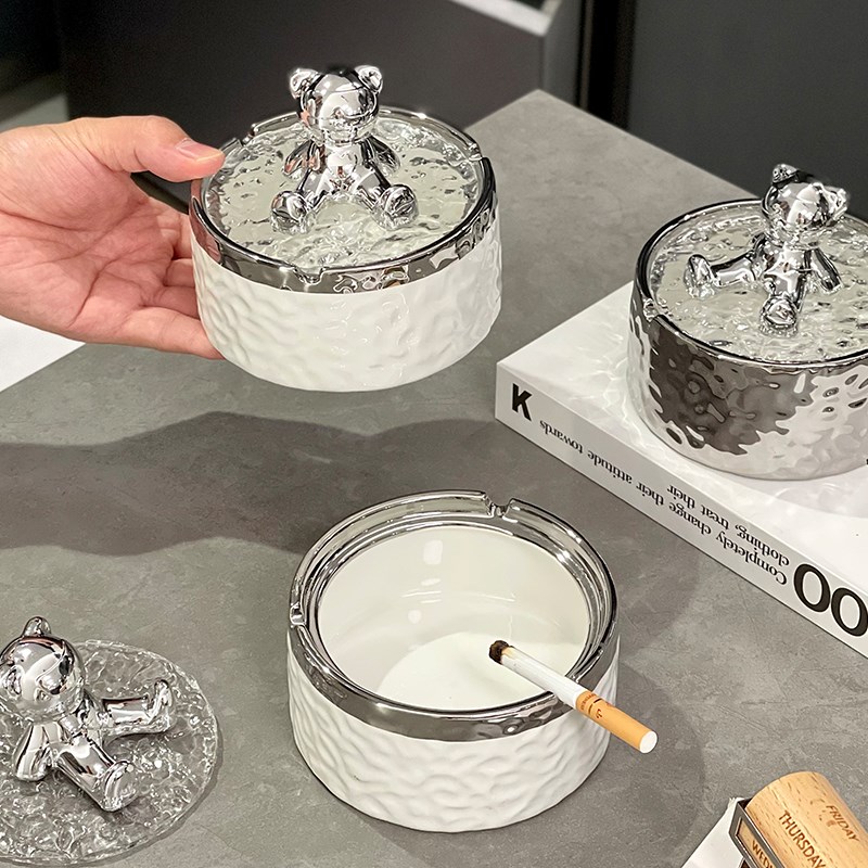 高级感防风陶瓷烟灰缸带盖女性可爱白色轻奢公寓客厅茶几烟缸家用