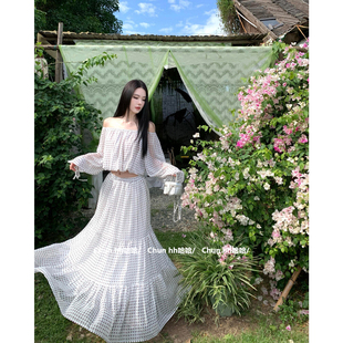 法式白色波点一字肩长袖连衣裙女夏季宽松慵懒松弛感海边度假长裙