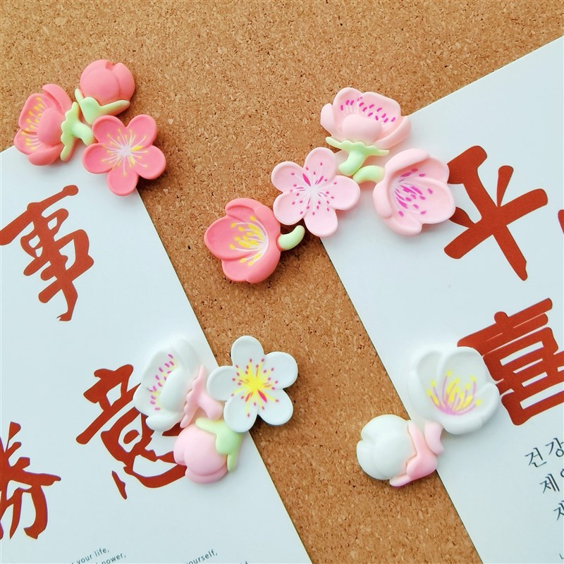 速发12个桃花图钉可爱花朵按钉毛毡软木板照片墙幼儿园装饰大头钉