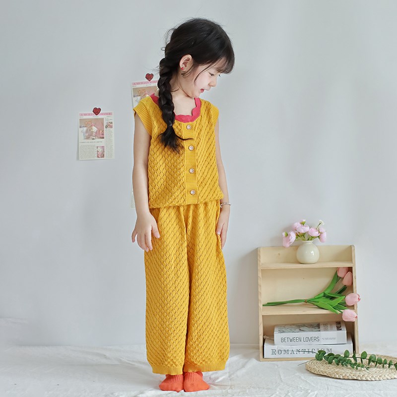 女童镂空针织套装夏季纯棉薄款女宝宝贝壳领开衫马甲阔腿裤夏装