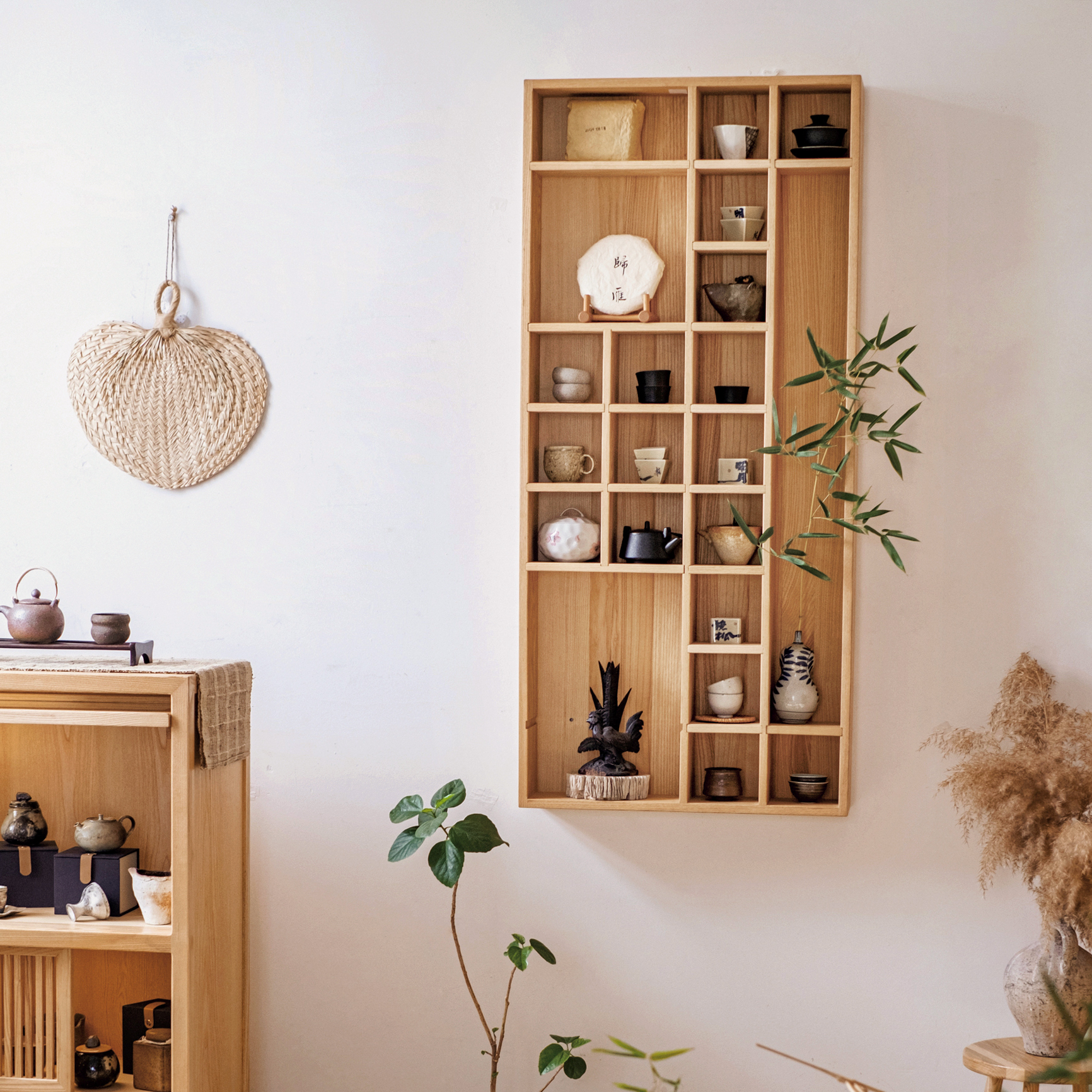 壁挂多宝格实木新中式博古架简约茶室展示茶具置物墙上收纳陈列架