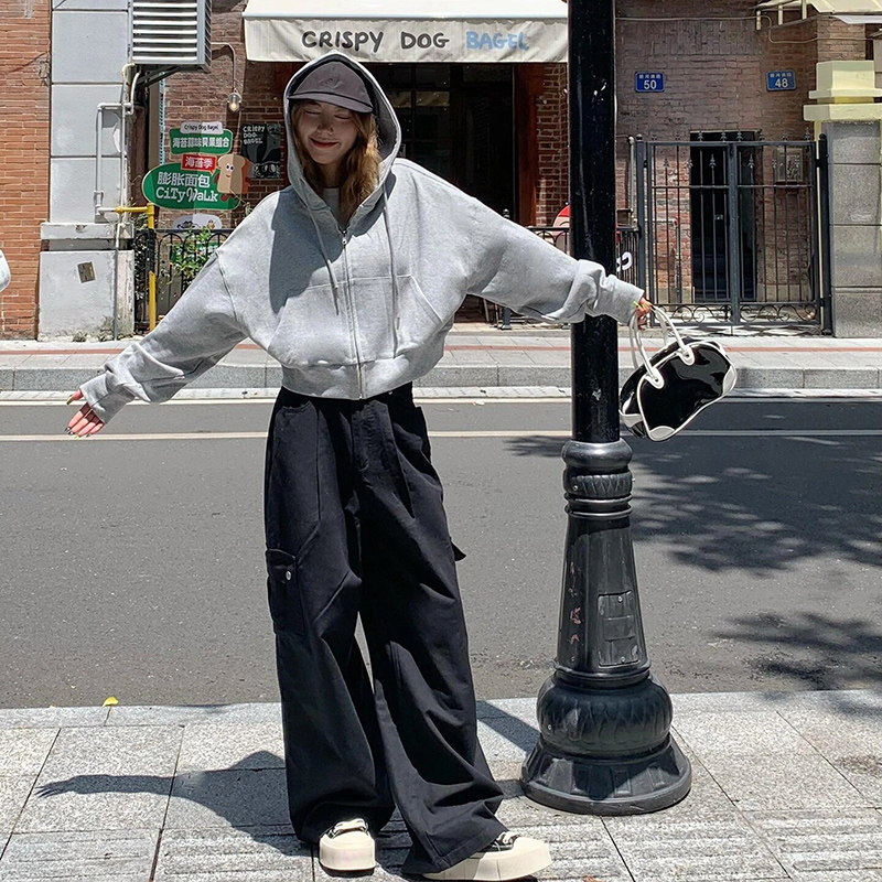 速发灰色2款肯豆风卫衣春秋短外24新款bm连帽拉链初秋开衫早秋0套