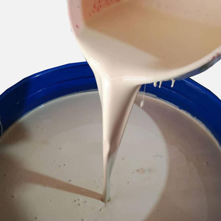 优质油性脱模剂铝模板油水性木模建筑模板脱模油混凝土模板脱模剂