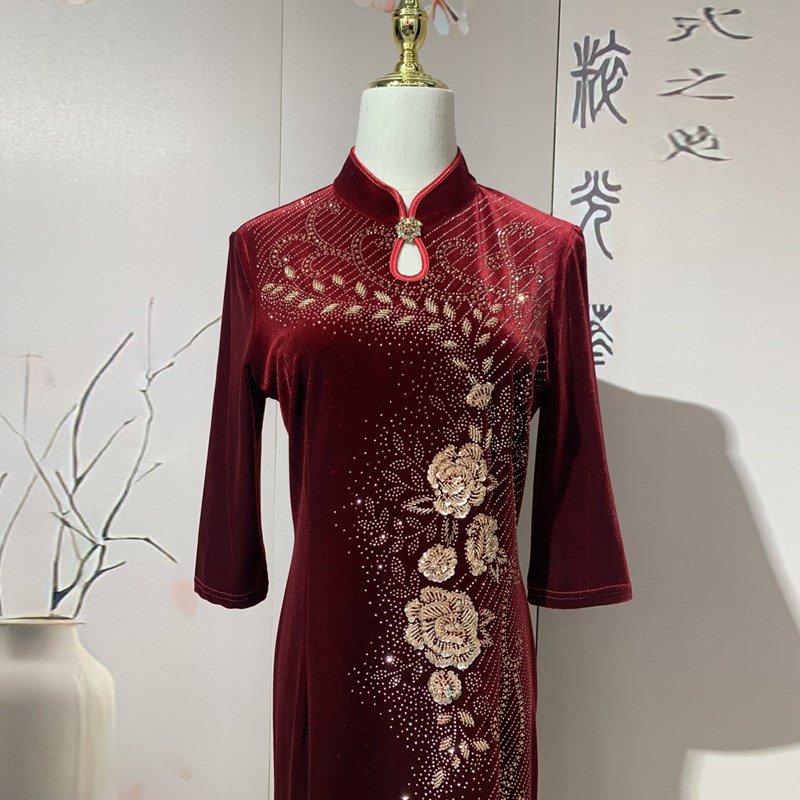 旗袍妈妈装婚宴礼服高贵大码春秋款金丝绒参加婚礼喜婆婆敬酒服