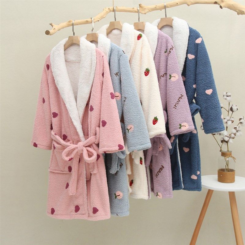 冬季加厚保暖羊羔绒睡袍宽松加绒家居服睡衣女士中长款单件浴袍