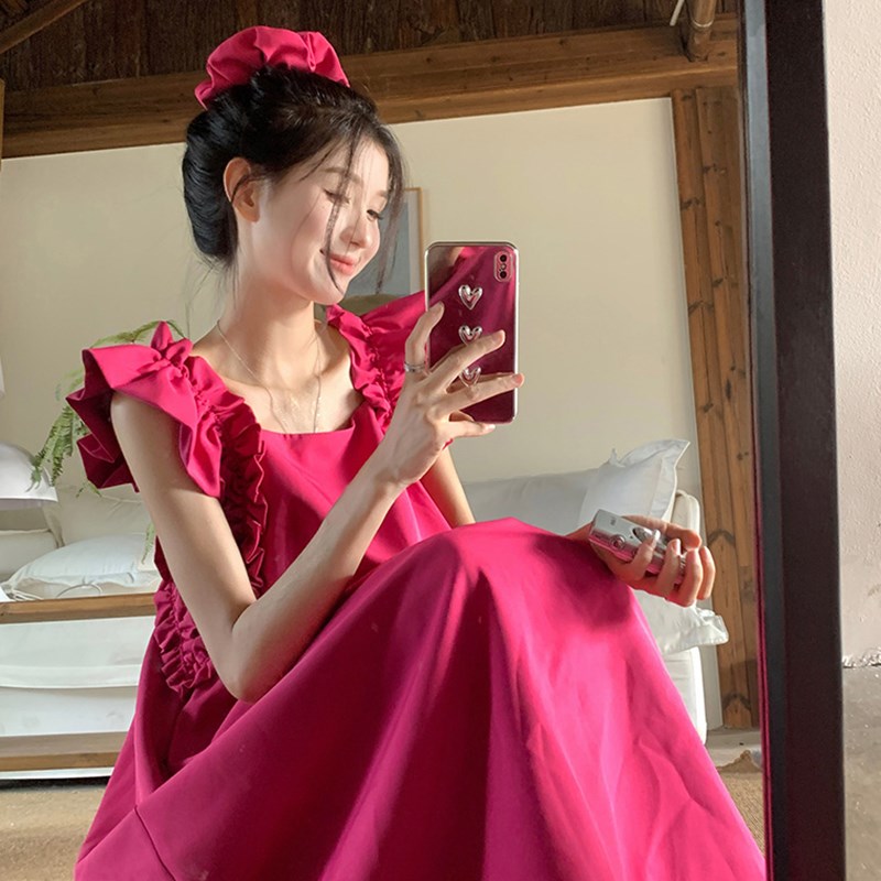 法式玫红色吊带连衣裙2025年新款夏季三亚穿搭海边度假长裙1455