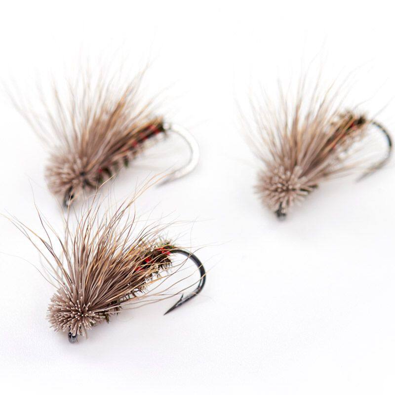 新款鹿毛石蚕蛾飞蝇钩路亚假饵仿生昆虫假饵溪流垂钓
