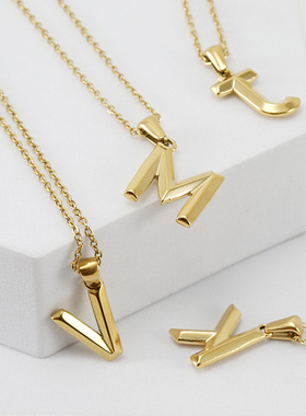 New K titanium steel three-dimensional letter necklace fema