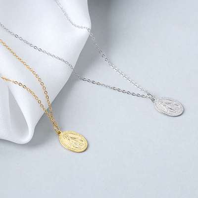 Retro fashion exquisite simple personality round card Maria