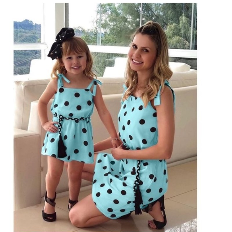 Spring/summer 2019 parent-child printing dot round neck