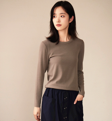 秋冬款慕斯羊绒女圆领长袖打底衫