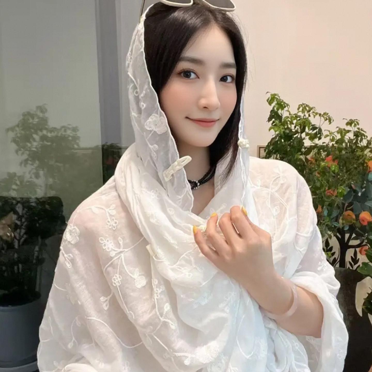 旅游盘扣防晒披肩女外搭时尚民族风新疆西藏海边夏季薄款纱巾丝巾