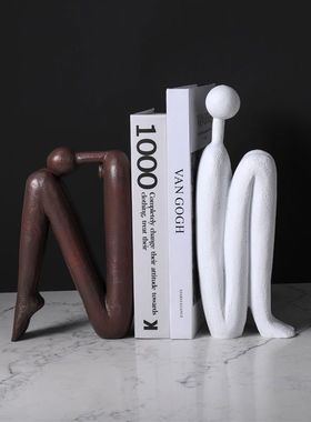 现代简约北欧几何极简抽象人像摆件样板房样品屋展示中心书房客厅