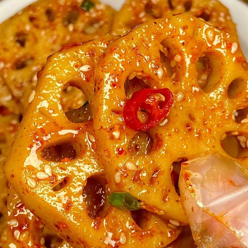香辣藕片脆莲藕片黑鸭味藕丁麻辣条卤味下饭菜宿舍休闲解馋小零食