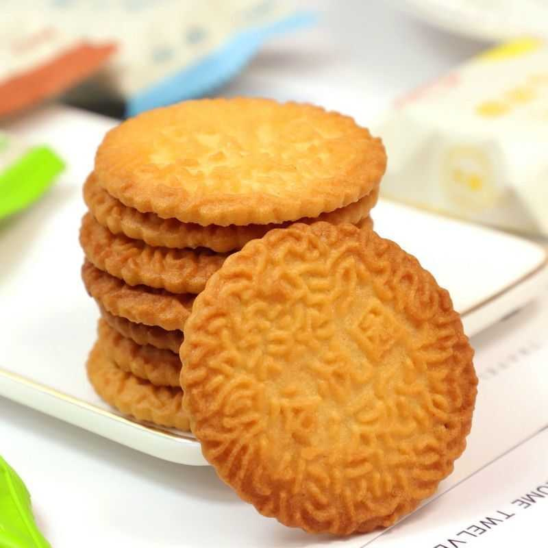 无糖食品高钙牛奶饼干鲜葱咸味椒盐无蔗糖糖醇代餐饱腹糖尿人零食
