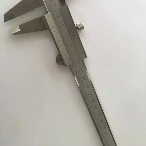 威海不锈钢整体游标卡尺0-150mm 0-200 0-300mm*0.02油标刻度线卡