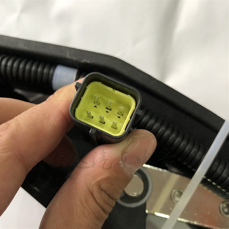 。适用于江淮康铃 云内电子油门踏板加速传感器HC264 HS-010-212