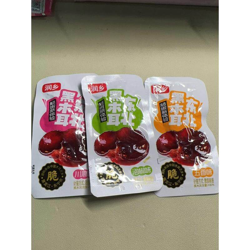 润乡东北黑木耳下饭菜小零食香辣木耳即食网红小包装学生