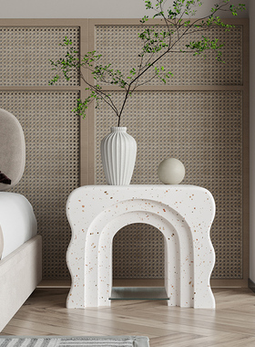 客厅茶几圆形小桌子落地摆件艺术感家用沙发旁边角几乔迁新居礼品