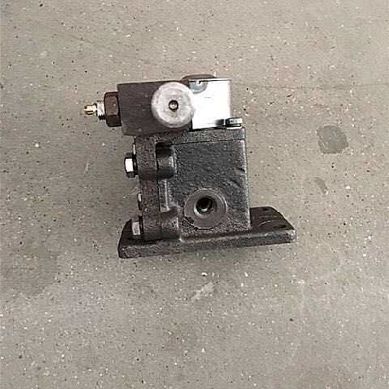 好货成工30装载机铲车配件 操纵阀 变速操作档位阀 成功30B-2