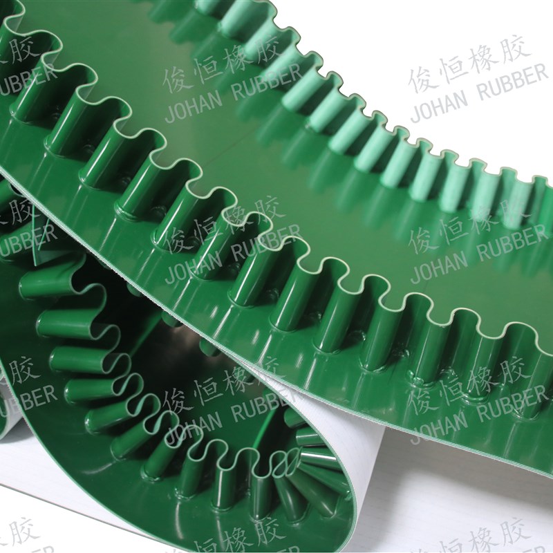 订制绿色平面PVC输送带流水线传送带传动带可加挡板隔板钢扣裙边