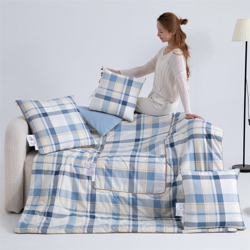 纯棉抱枕被子两用格子简约汽车靠枕沙发靠垫家用办公室午休空调被,居家布艺,抱枕被,淘宝优惠券,粉丝福利购,淘宝优惠卷