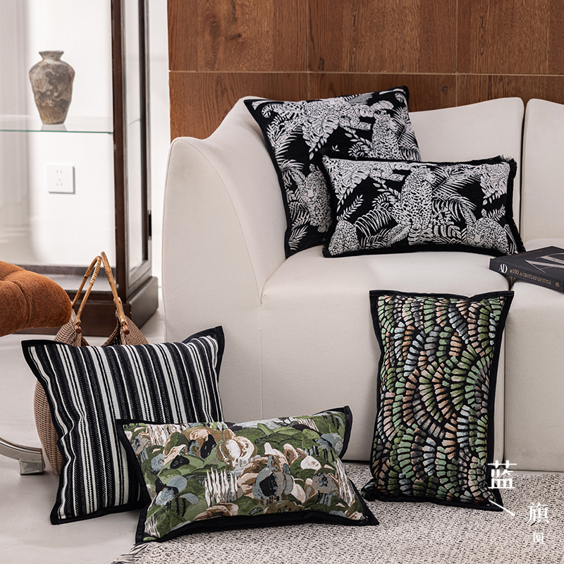 法式复古赫本风北欧黑白条纹提花抱枕客厅沙发腰枕飘窗别墅样板间