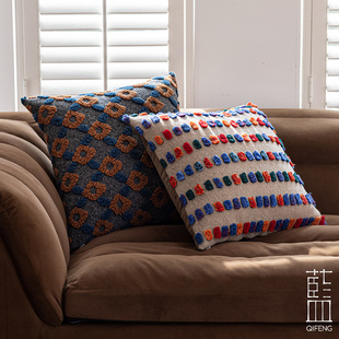 艺术风格植绒条纹抱枕套彩色毛绒客厅沙发靠垫多巴胺居家装饰靠包