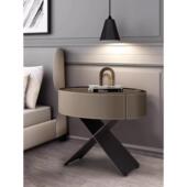 意大利极简鞍皮床头柜现代卧室创意椭圆形床头储物柜轻型豪华高端