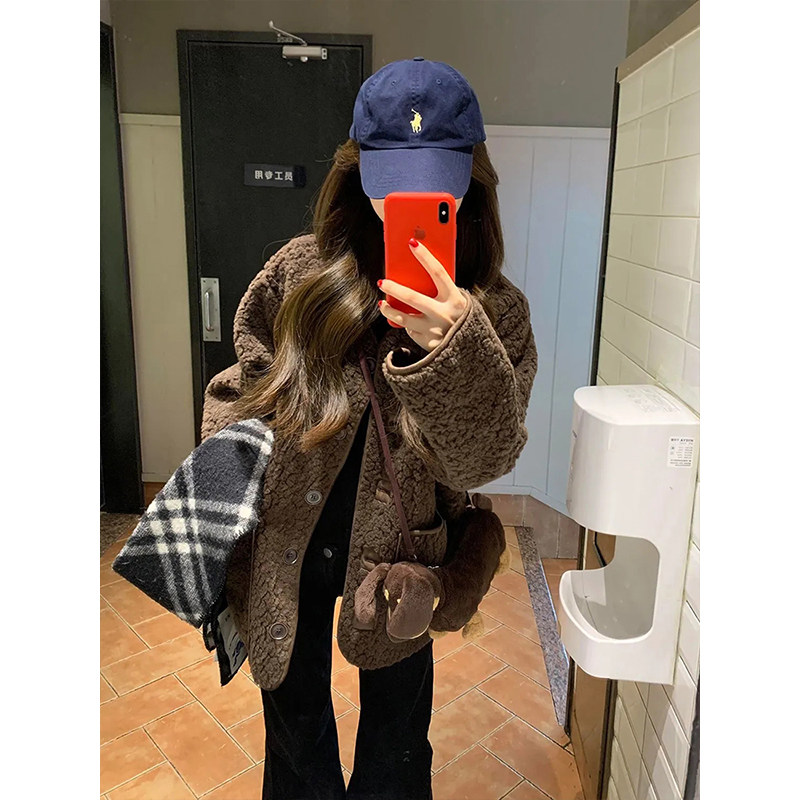 复古棕色羊羔毛短外套女秋