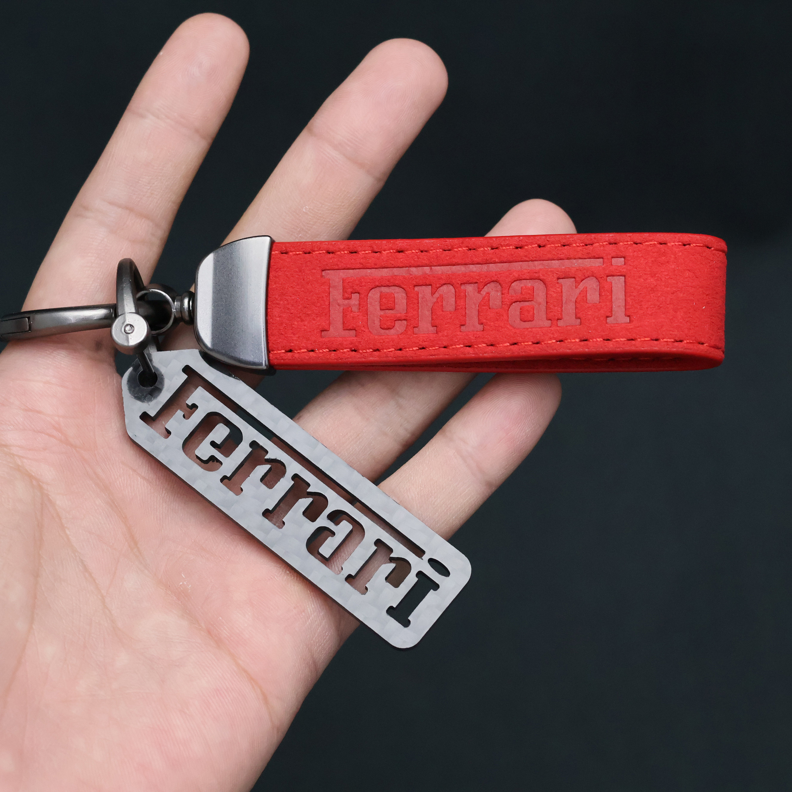 法拉利真碳纤维 SF90 296 Roma 汽车钥匙扣挂件男女礼物高级定制