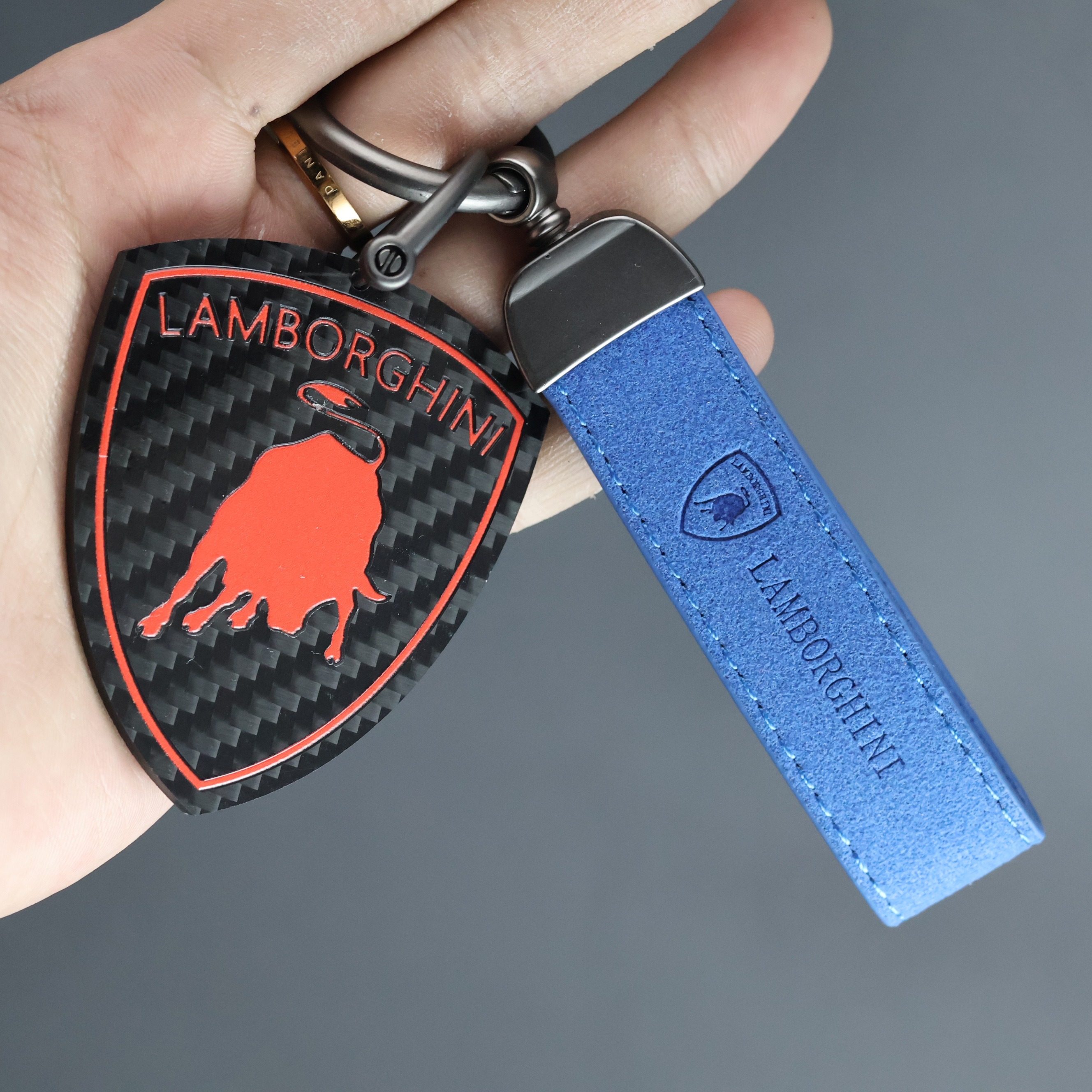 真碳纤维兰博基尼Huracán/Revuelto/Urus汽车钥匙扣挂件男女礼物