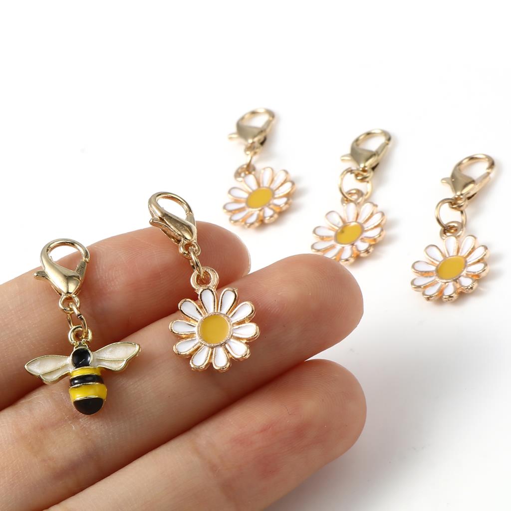5Pcs Enamel Daisy Bee Set Locking Stitch Markers Flower Mate