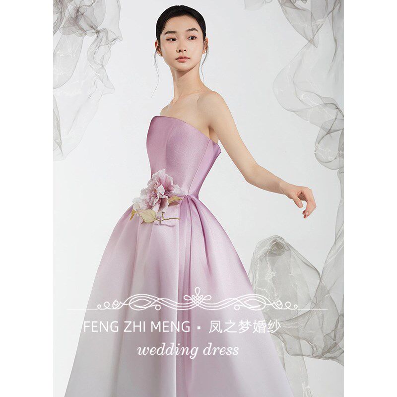 极速红色主婚纱2025新款订婚礼服出门纱轻一字肩缎面晨袍女新娘敬