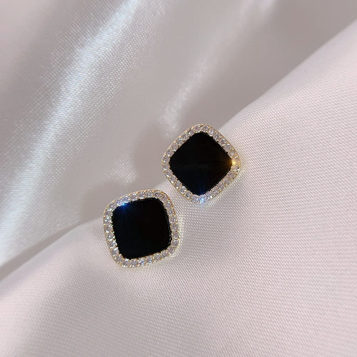 High-sense Korean Trend Elegant Pave Zircon Geometric Square