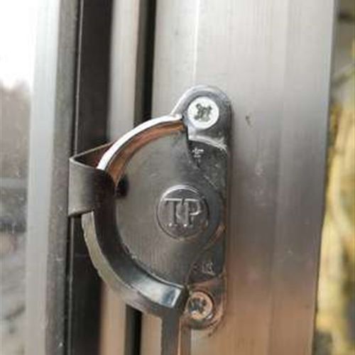 速发锁式0型月牙锁 老款门窗锁 推拉玻璃扣老扣 移窗移门搭窗锁