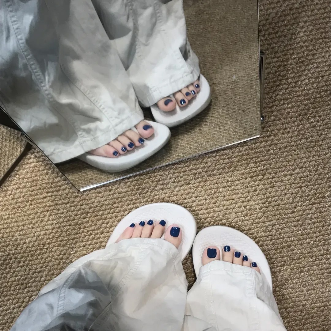 手工脚趾甲美甲成品纯色显白脚指甲防水甲片新娘孕妇可拆卸穿戴甲