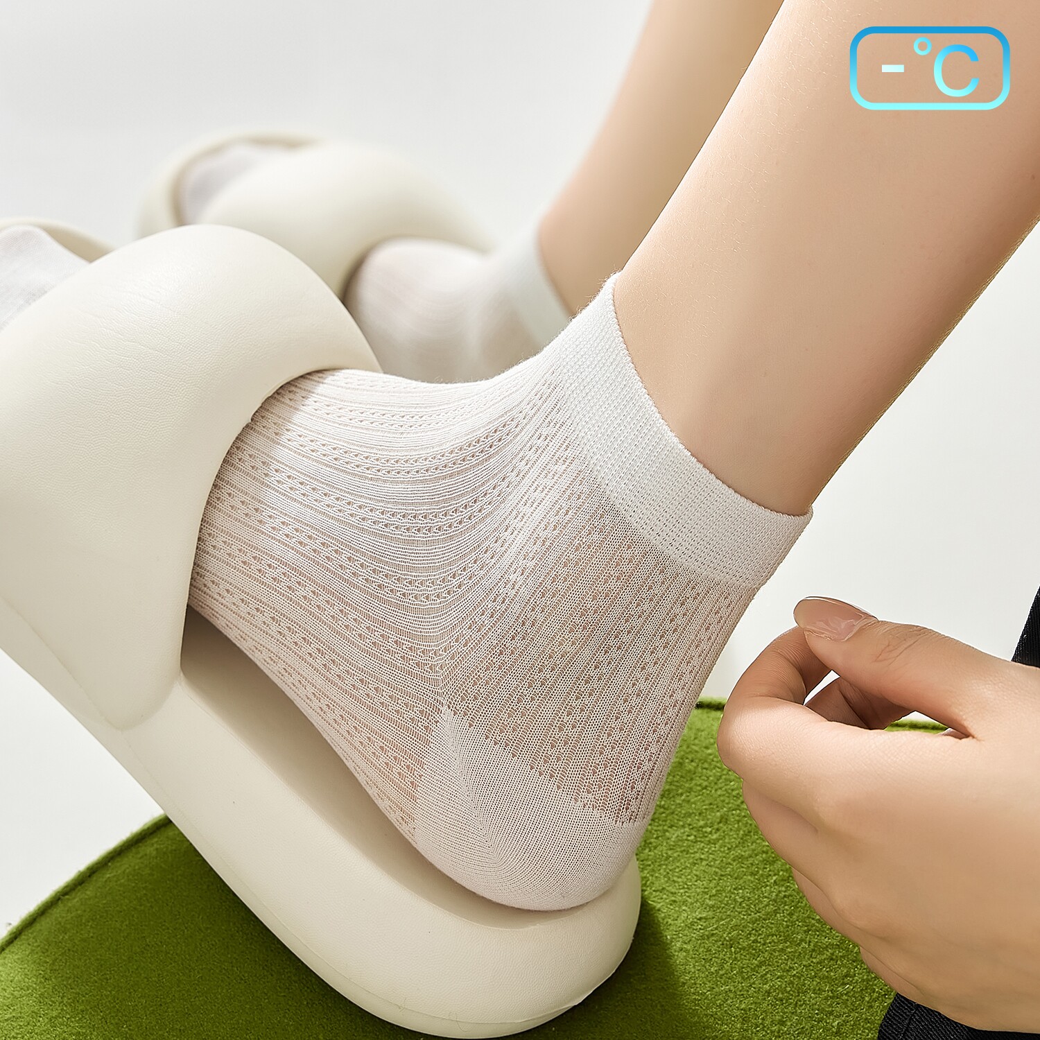 桑蚕丝袜子女夏季薄款短袜冰丝透气短筒网眼夏天芭蕾风无骨中筒袜